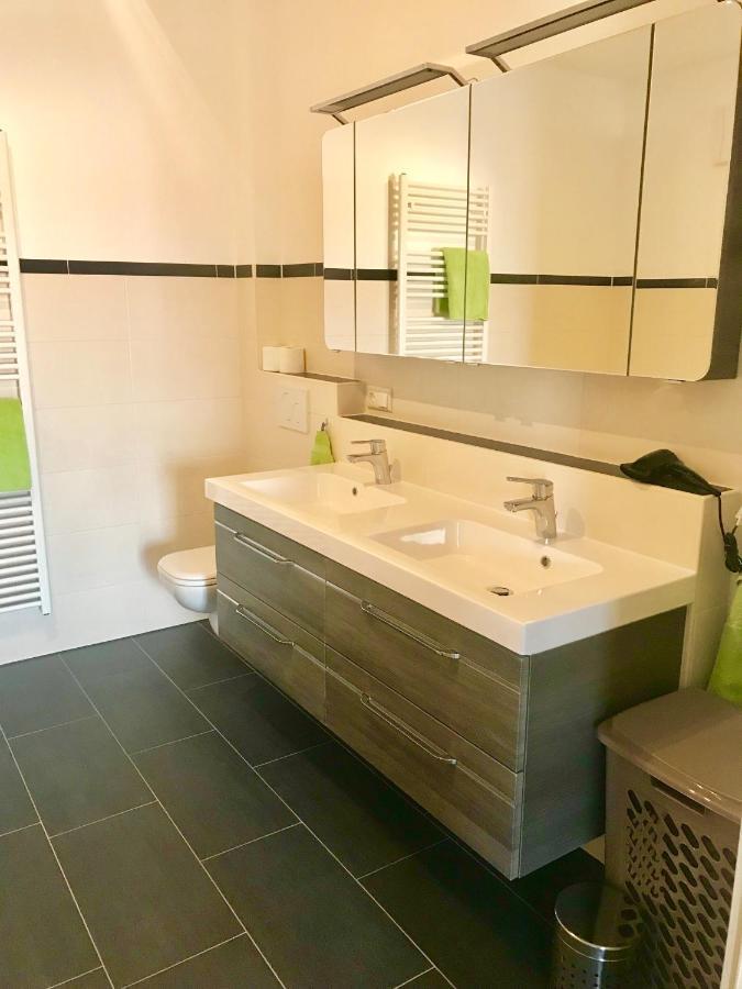 4 * Whirlpool & Sauna In Seenaehe * Pleinfeld