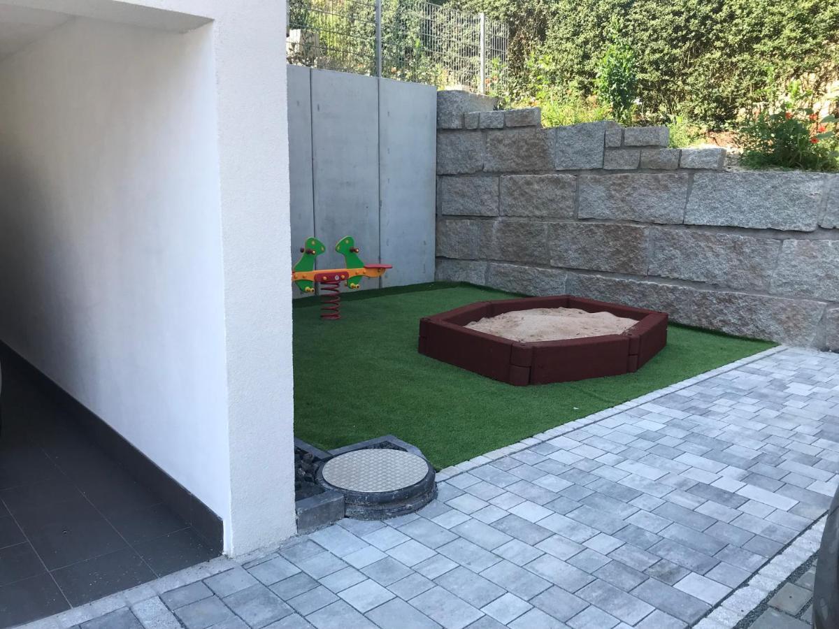 4 * Whirlpool & Sauna In Seenaehe Pleinfeld